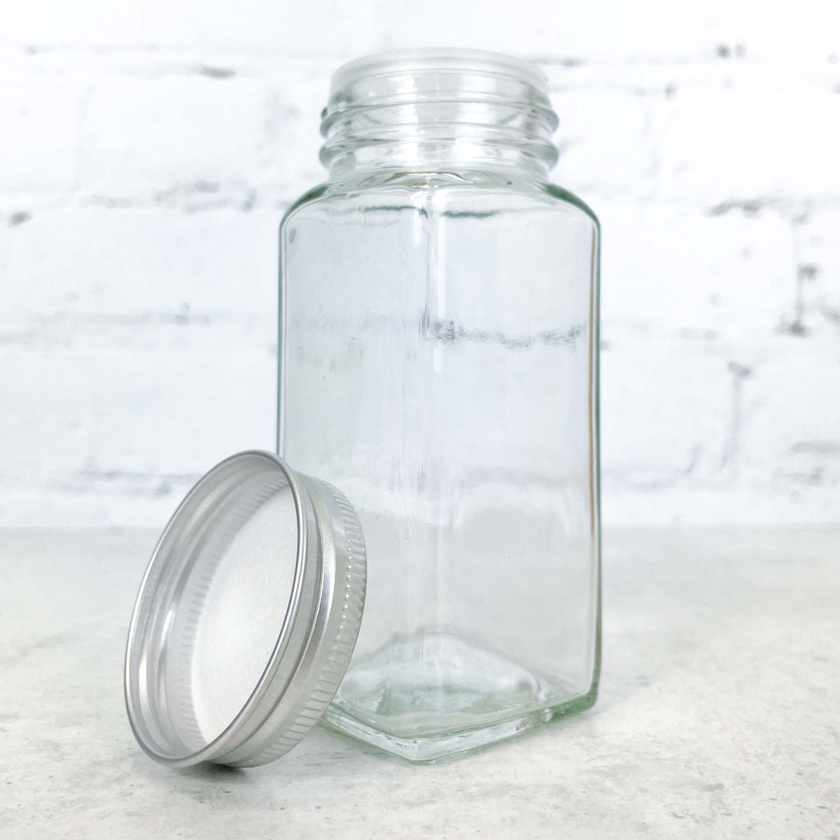 120 Shaker Spice Jars with Silver Lid